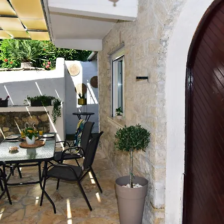 Karmela's By Corfuescapes Дом отдыха Агиос-Иоаннис-Перист