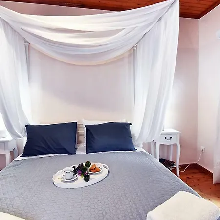 Karmela's By Corfuescapes Дом отдыха