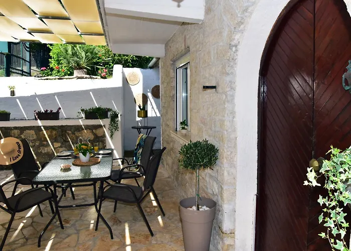 Karmela's By Corfuescapes Hébergement de vacances Agios Ioannis Peristerion
